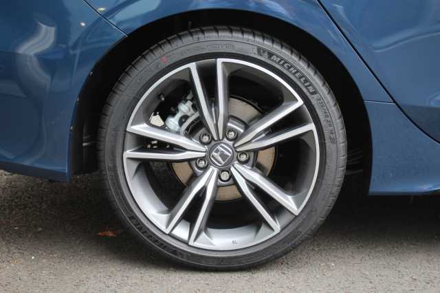 Honda Civic Hybrid 2.0 eHEV Advance 5dr CVT 