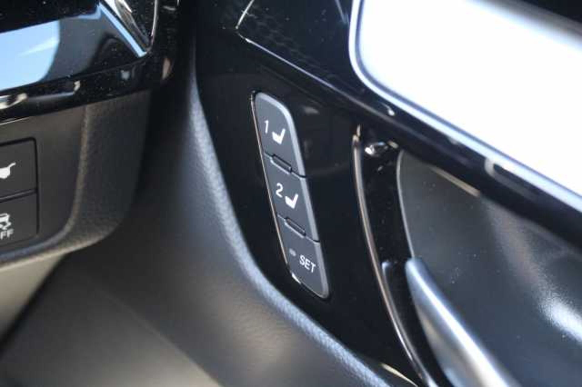 Honda CR-V Hybrid 2.0 eHEV Advance 5dr eCVT 