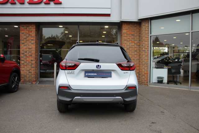 Honda Jazz e:HEV 1.5 i-MMD Hybrid Crosstar Advance Two Tone 5dr eCVT 