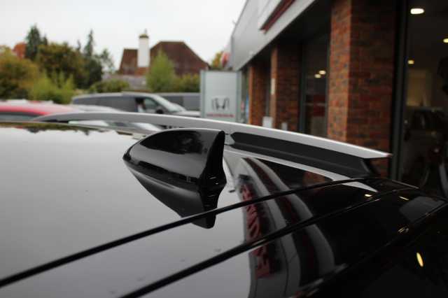 Honda Jazz e:HEV 1.5 i-MMD Hybrid Crosstar Advance Two Tone 5dr eCVT 