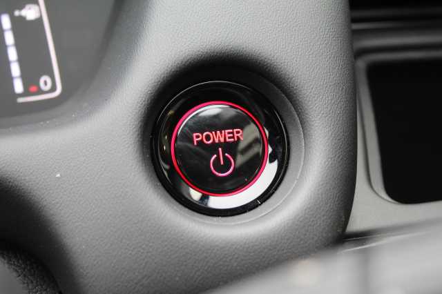 Honda Jazz e:HEV 1.5 i-MMD Hybrid Crosstar Advance Two Tone 5dr eCVT 