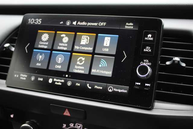 Honda Jazz e:HEV 1.5 i-MMD Hybrid Crosstar Advance Two Tone 5dr eCVT 