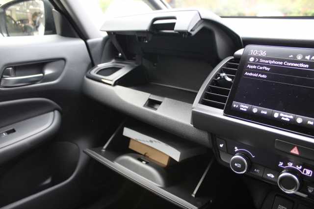 Honda Jazz e:HEV 1.5 i-MMD Hybrid Crosstar Advance Two Tone 5dr eCVT 