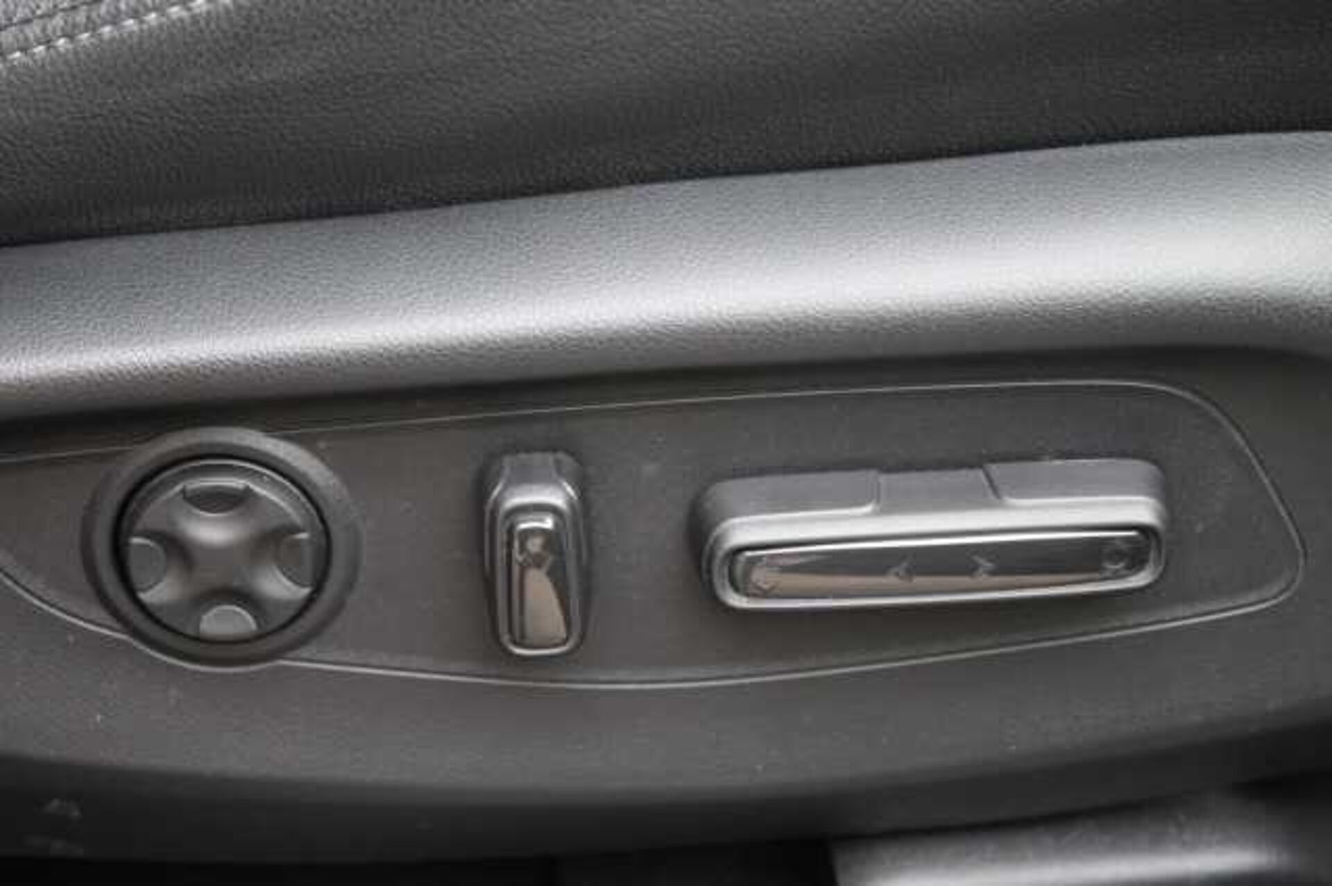 Honda CR-V Hybrid 2.0 eHEV Advance 5dr eCVT 