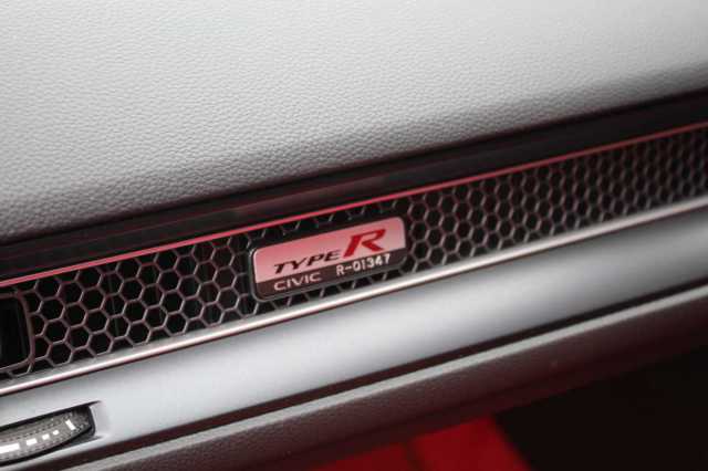 Honda Civic Type R 2.0 i-VTEC 330ps Type R 5-Door Hatchback 