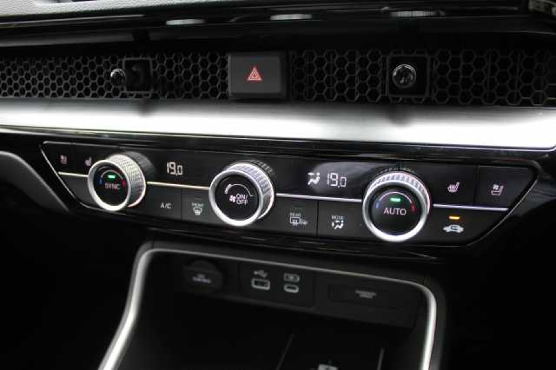 Honda CR-V Hybrid 2.0 eHEV Advance 5dr eCVT 