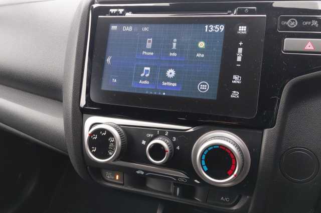 Honda Jazz 1.3 i-VTEC SE 5dr CVT 