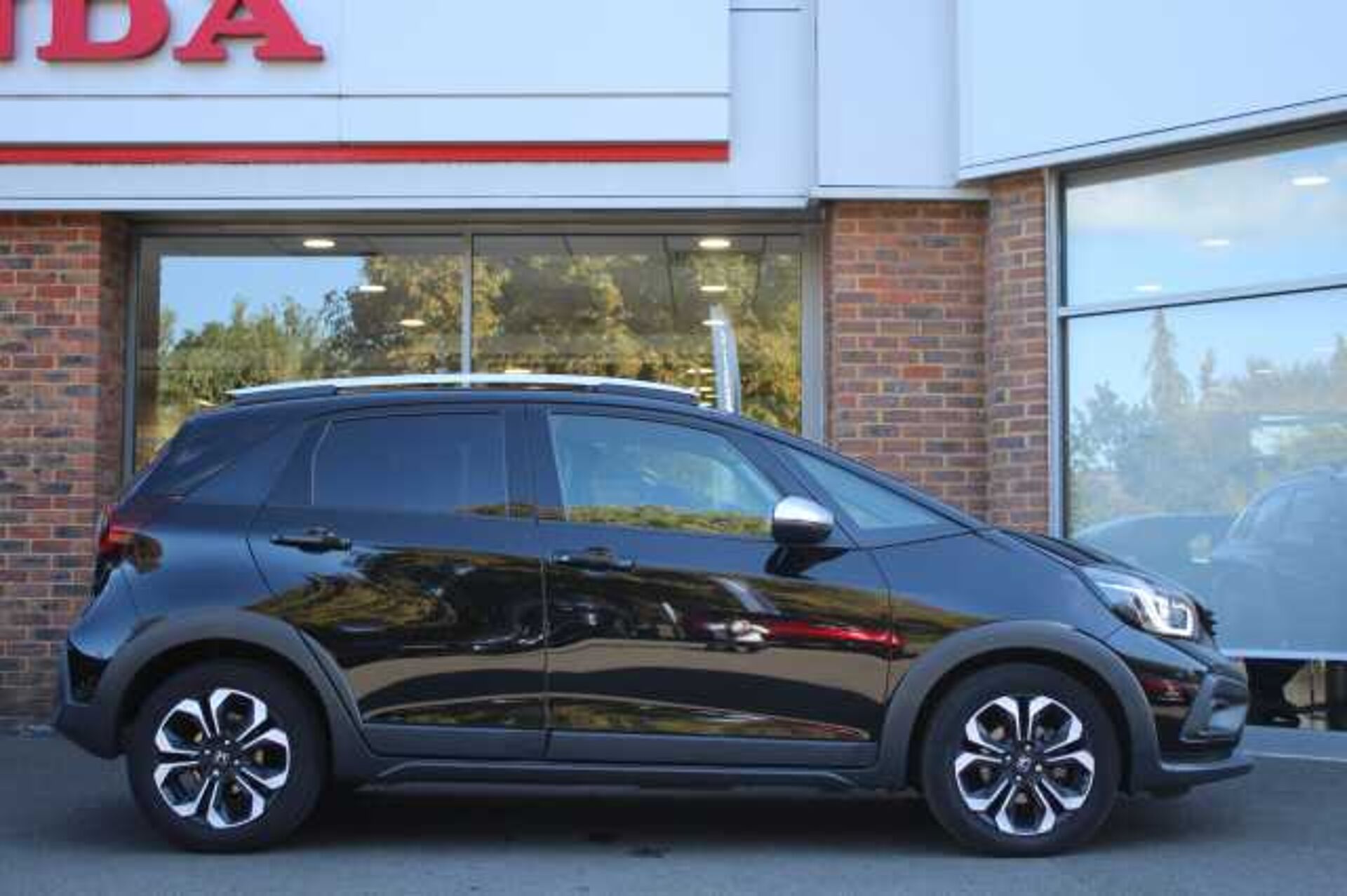 Honda Jazz Hybrid 1.5 i-MMD Hybrid Crosstar EX 5dr eCVT 