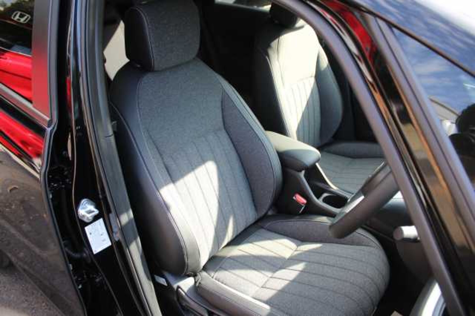 Honda Jazz Hybrid 1.5 i-MMD Hybrid Advance 5dr eCVT 