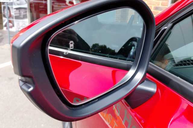 Honda Civic Hybrid 2.0 eHEV Advance 5dr CVT 