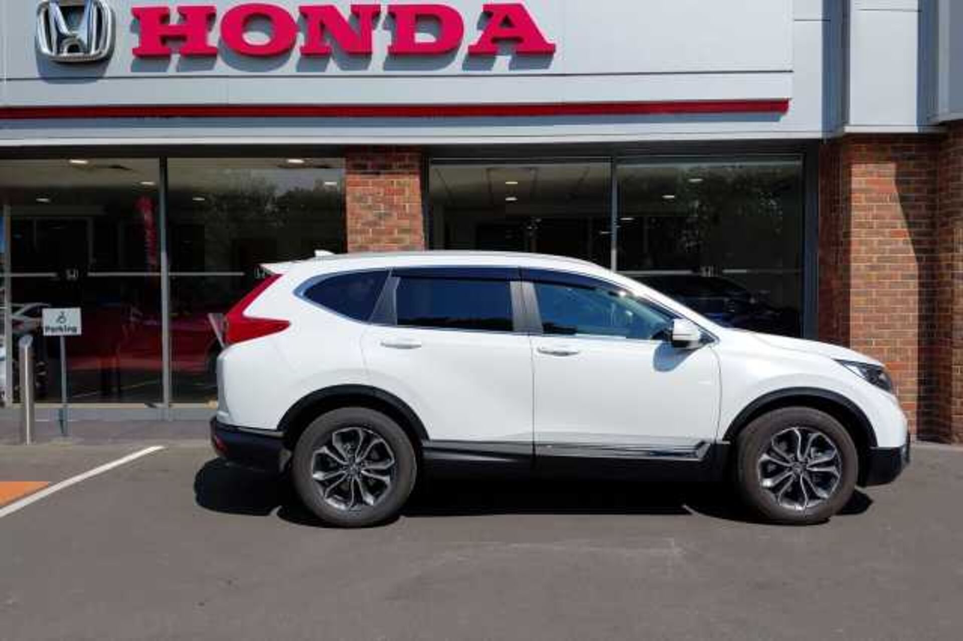 Honda CR-V Hybrid 2.0 i-MMD Hybrid SR 5dr eCVT 