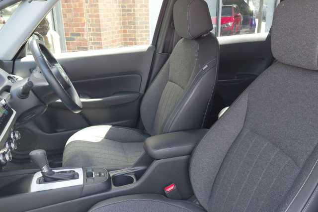 Honda Jazz e:HEV 1.5 i-MMD Hybrid Advance 5dr eCVT 