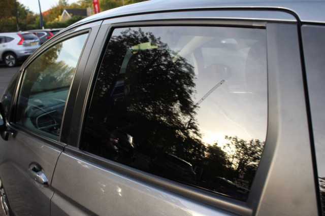 Honda Jazz 1.3 i-VTEC EX Navi 5-Door 