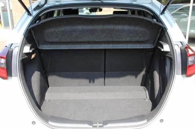 Honda Jazz e:HEV 1.5 i-MMD Hybrid Advance 5dr eCVT 