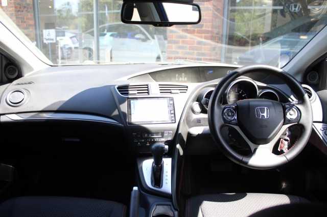 Honda Civic Tourer 1.8 i-VTEC Sport Nav 5dr Auto 