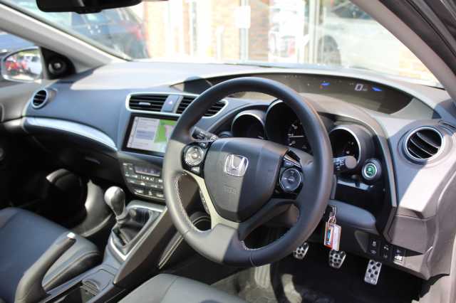 Honda Civic 1.8 i-VTEC SR 5dr 