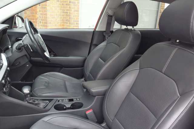 Kia Niro 1.6 GDi Hybrid 4 5dr DCT 