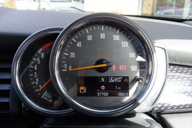 MINI Cooper S 2.0 Cooper S Sport II 3dr 
