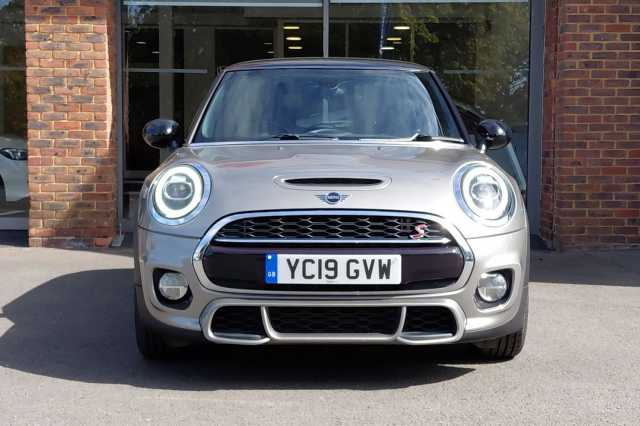 MINI Cooper S 2.0 Cooper S Sport II 3dr 