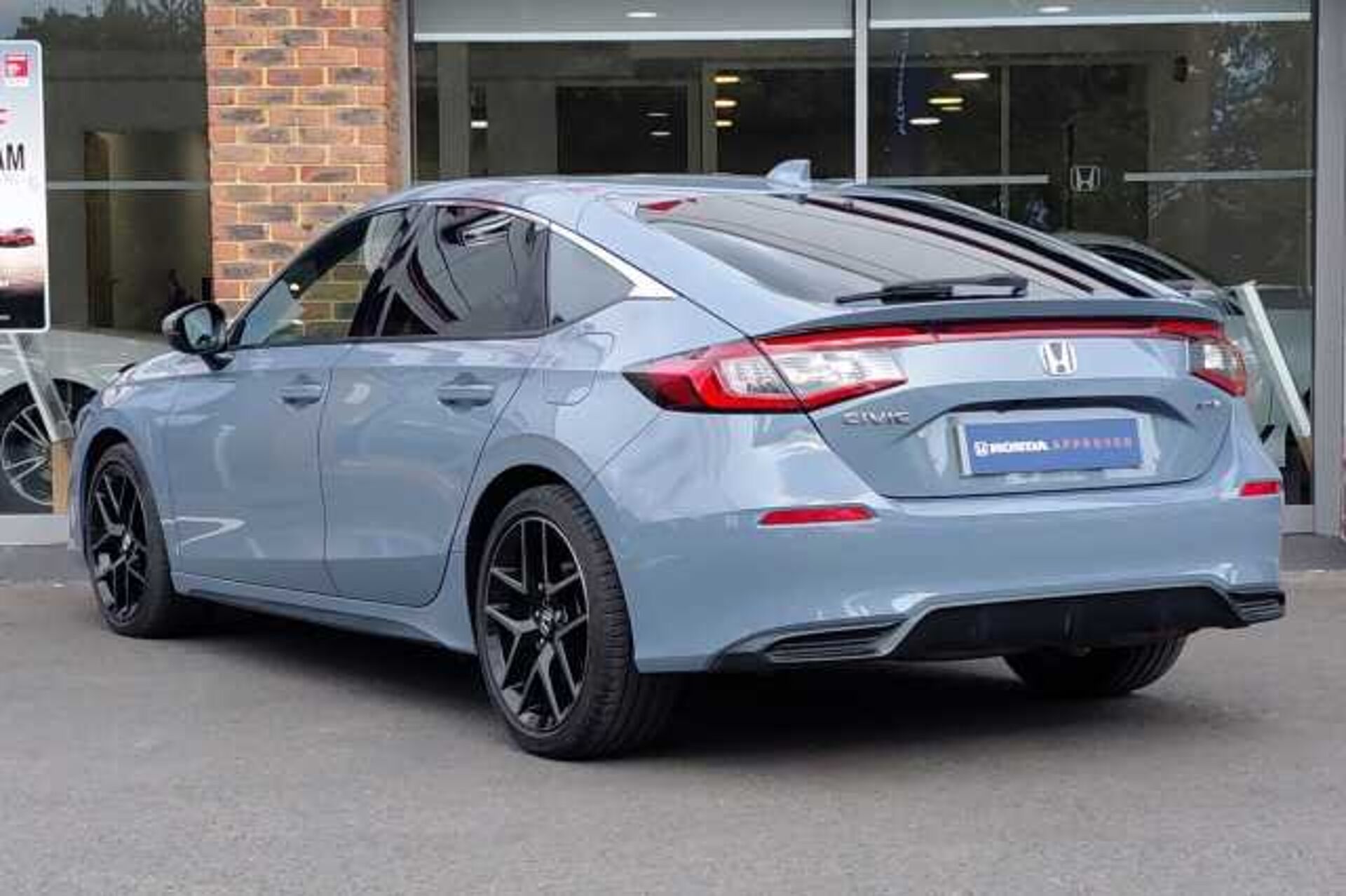Honda Civic Hybrid 2.0 eHEV Advance 5dr CVT 