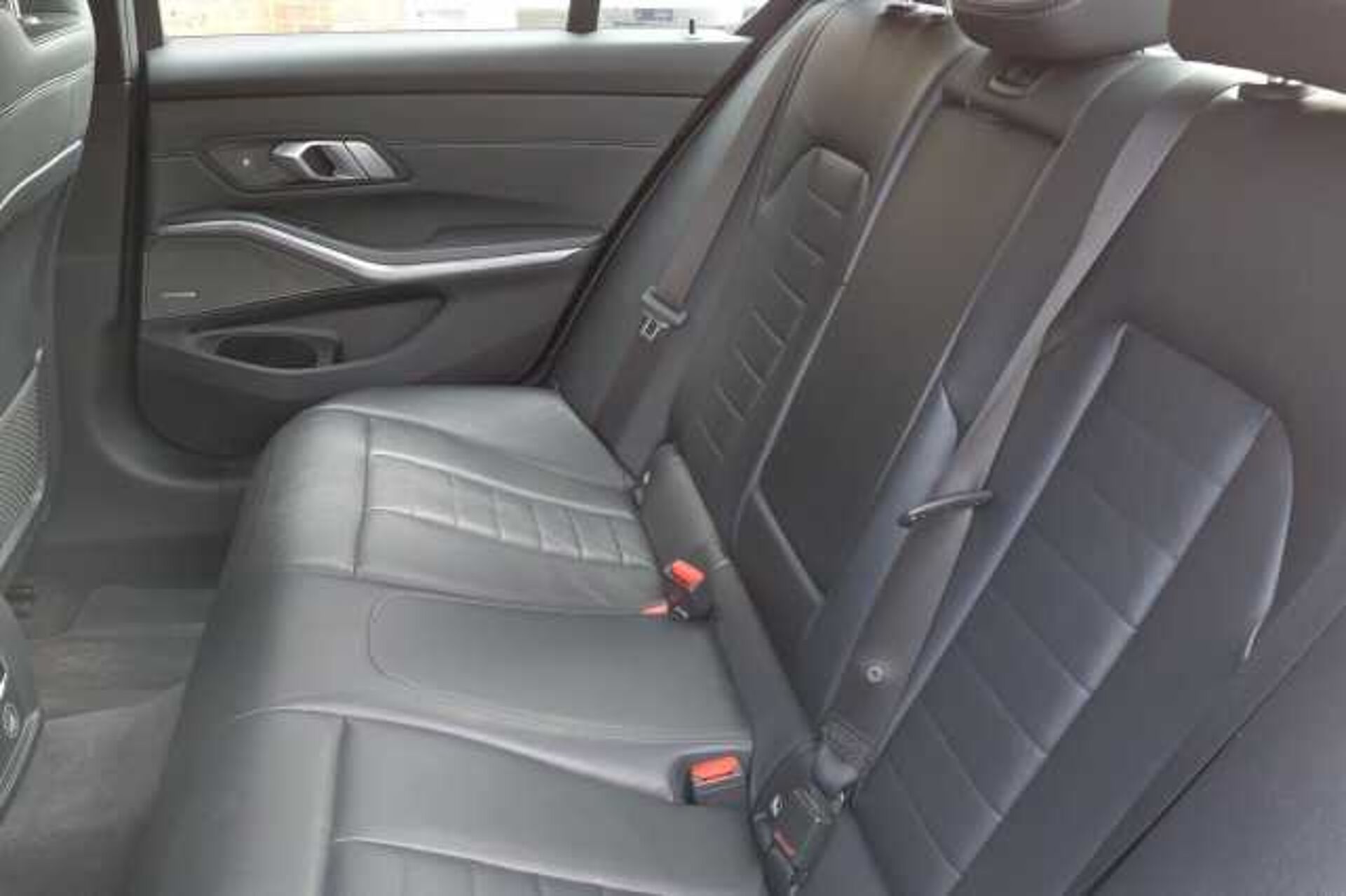 BMW 320 Saloon 320d xDrive M Sport 4dr Step Auto 