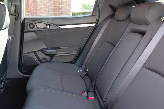Honda Civic 1.5 VTEC Turbo Sport 5dr 