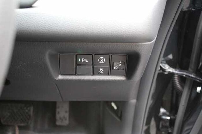 Honda Jazz Hybrid 1.5 i-MMD (109ps) SR eCVT 