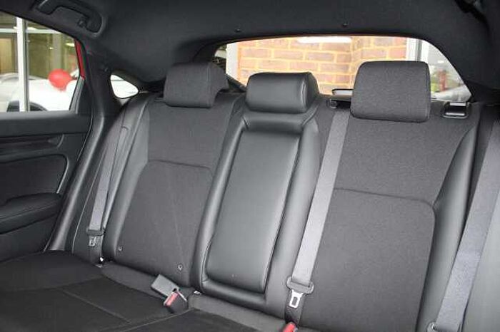 Honda Civic Hybrid 2.0 i-MMD (184ps) Advance Black Badge Hybrid eCVT 