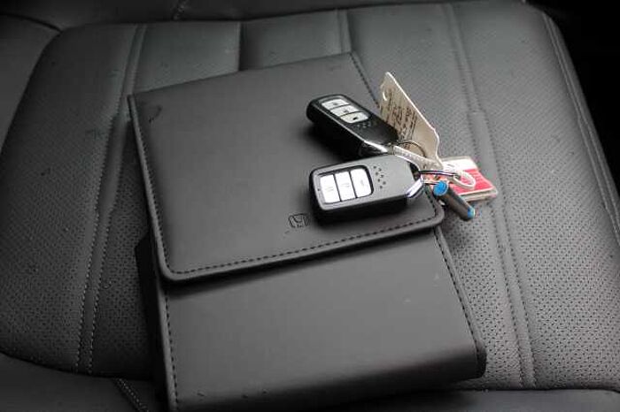 Honda CR-V 1.5 VTEC Turbo SR 5dr 