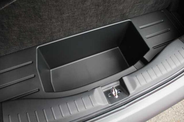 Honda Jazz e:HEV 1.5 i-MMD Hybrid Crosstar Advance Two Tone 5dr eCVT 