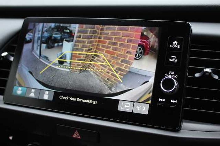 Honda Jazz e:HEV 1.5 i-MMD Hybrid Crosstar Advance Two Tone 5dr eCVT 