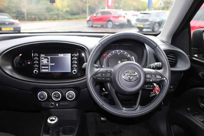 Toyota Aygo X 1.0 VVT-i (71bhp) Pure 