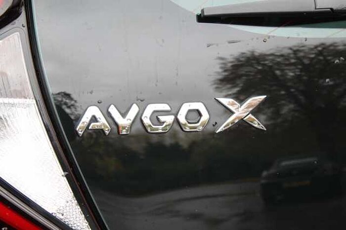 Toyota Aygo X 1.0 VVT-i (71bhp) Pure 