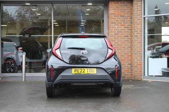 Toyota Aygo X 1.0 VVT-i (71bhp) Pure 