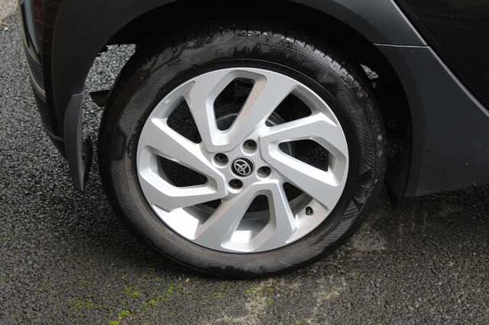 Toyota Aygo X 1.0 VVT-i (71bhp) Pure 