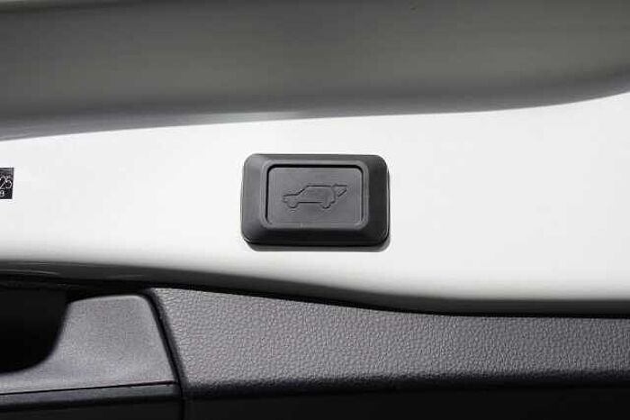 Toyota RAV4 2.5 VVT-i Hybrid Design 5dr CVT 2WD 