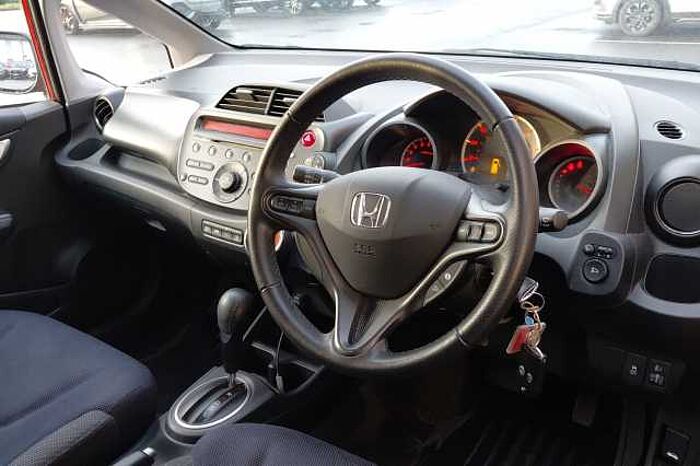 Honda Jazz 1.4 i-VTEC ES Plus 5dr CVT 