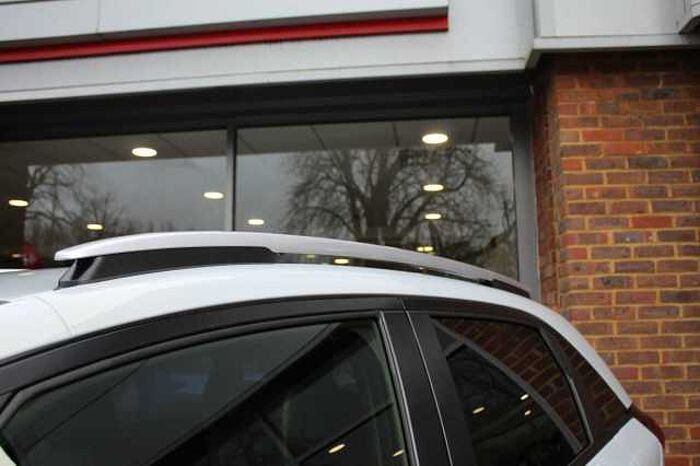 Honda Jazz Hybrid 1.5 i-MMD (122ps) Crosstar Advance eCVT 