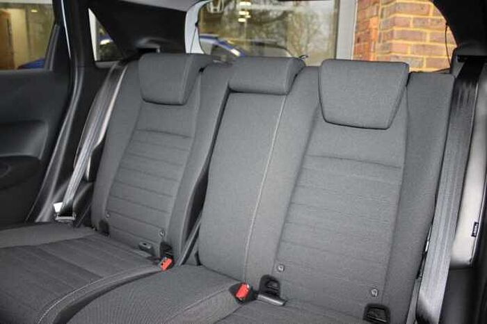 Honda Jazz Hybrid 1.5 i-MMD (122ps) Crosstar Advance eCVT 