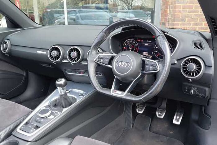 Audi TT Roadster 2.0T FSI S Line 2dr 