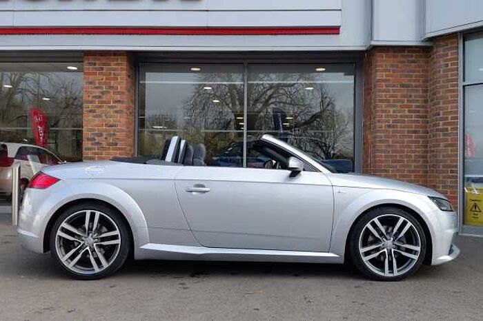 Audi TT Roadster 2.0T FSI S Line 2dr 