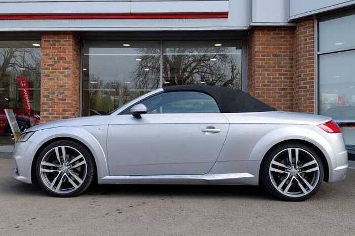 Audi TT Roadster 2.0T FSI S Line 2dr 
