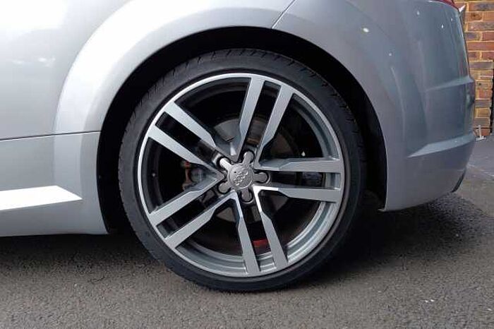 Audi TT Roadster 2.0T FSI S Line 2dr 