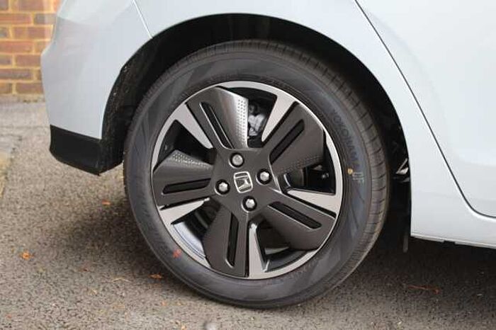 Honda Jazz e:HEV 1.5 i-MMD Hybrid Advance Sport 5dr eCVT 
