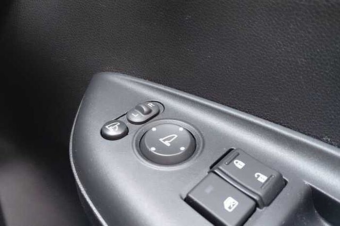 Honda Jazz 1.3 i-VTEC SE Navi 5dr 
