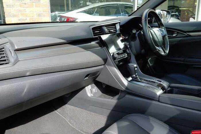 Honda Civic 1.0 VTEC Turbo 126 EX 5dr CVT 