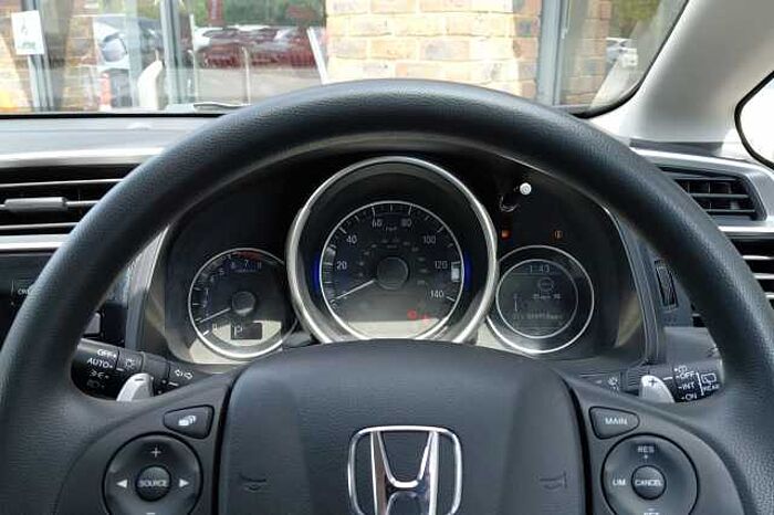 Honda Jazz 1.3 i-VTEC SE Navi 5dr CVT 