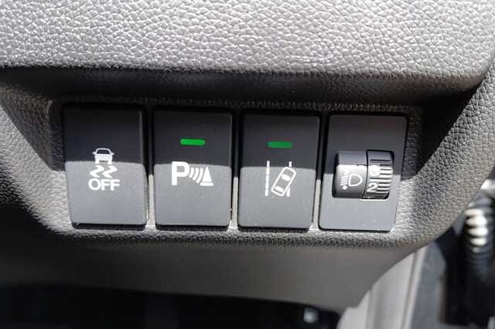 Honda Jazz 1.3 i-VTEC SE Navi 5dr CVT 