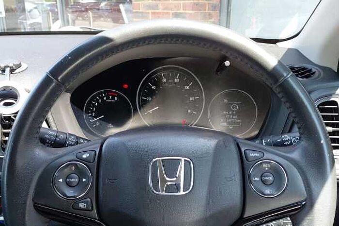 Honda HR-V 1.5 i-VTEC Black Edition 5dr 