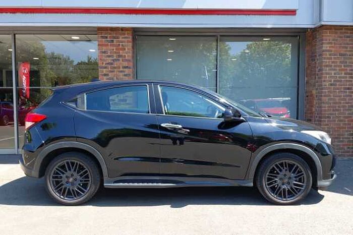 Honda HR-V 1.5 i-VTEC Black Edition 5dr 
